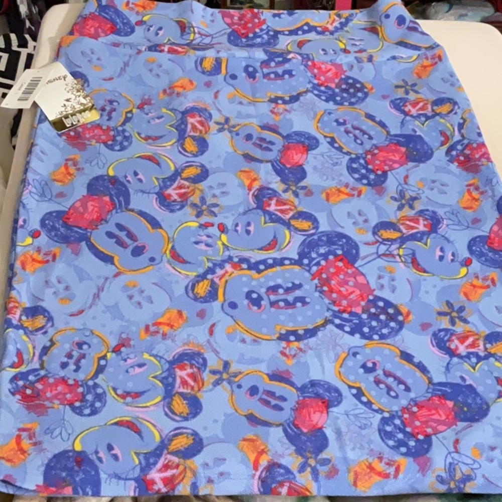Lularoe Mickey faces Skirt (Cassie)